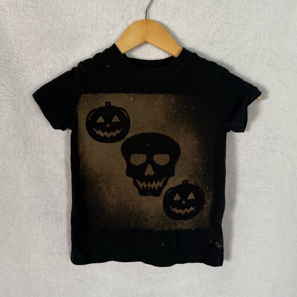Cat & Jack Black Halloween Tee with Skull and Pumpkins home made